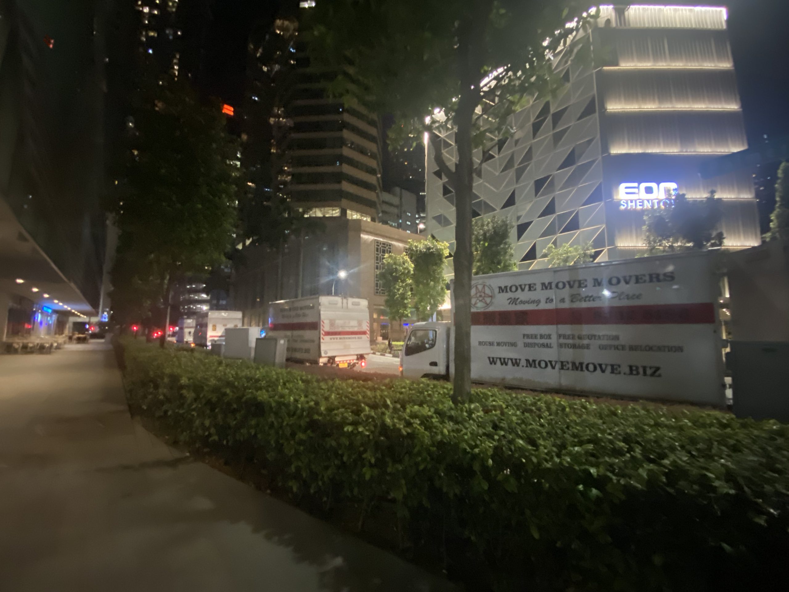 Singapore big project movers