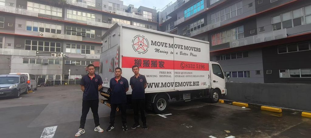 14ft box lorry tailgate – move move movers – move move movers Why Moving Services Need Tailgate Trucks